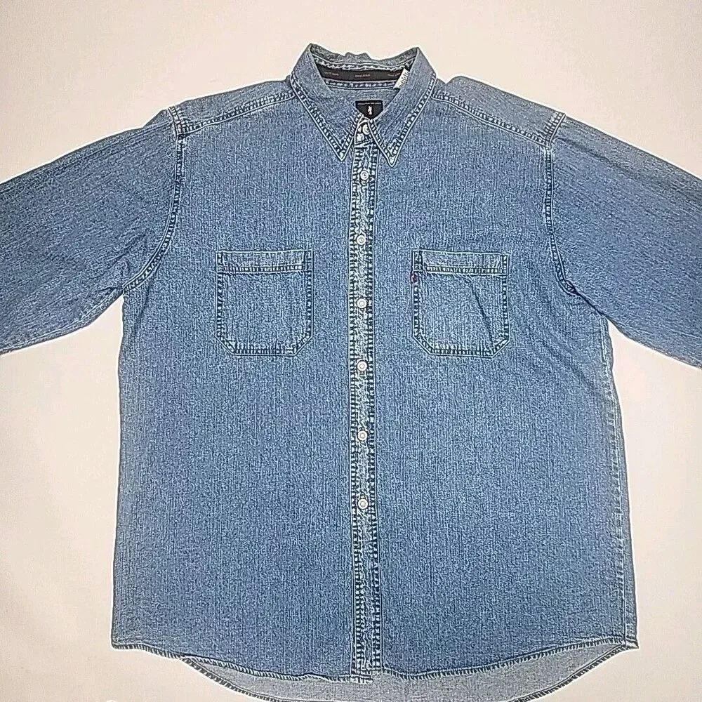 Levi's Red Tab Denim Shirt Men Size XL Blue Button Medium Wash Oversized